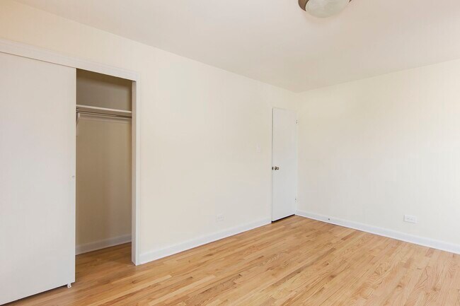 Foto del edificio - 48-50-50 38th St