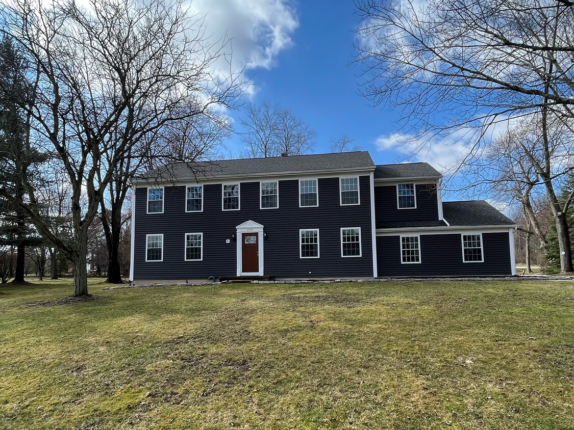 Primary Photo - 2218 Glenn Echo Dr