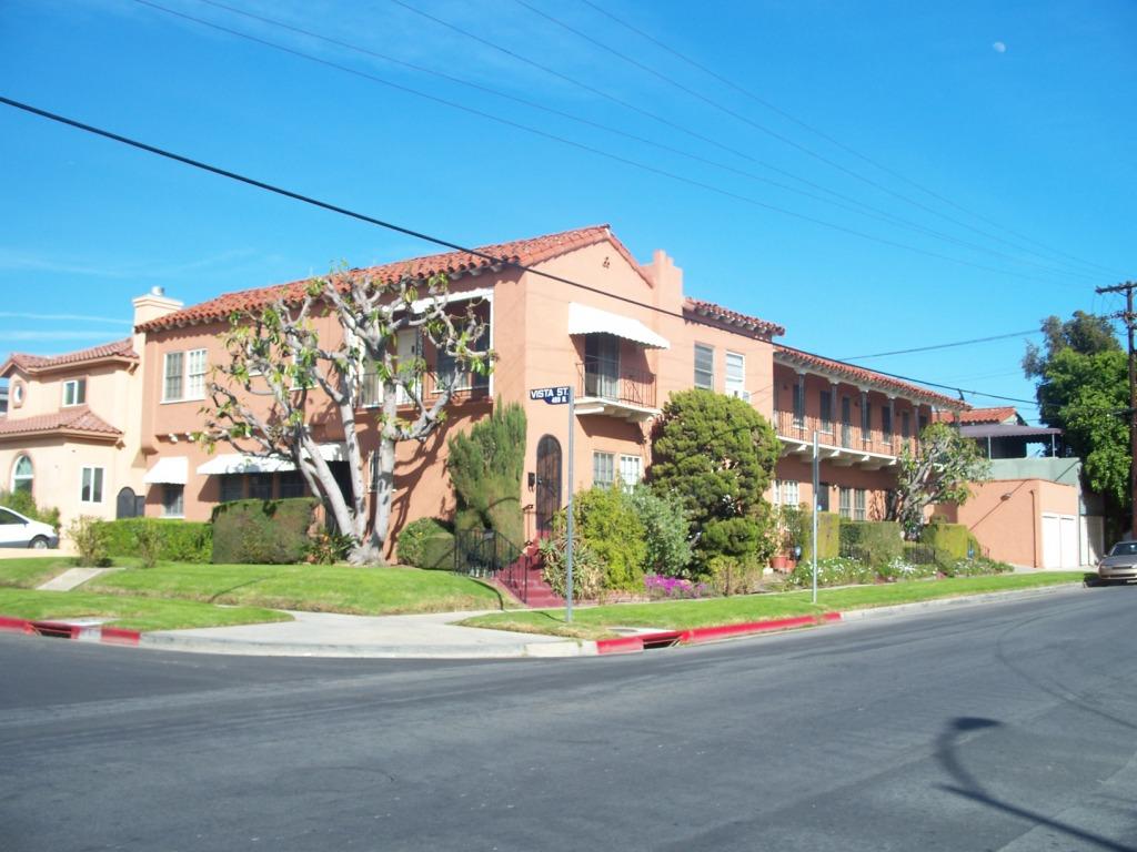 Primary Photo - 400 N Vista St
