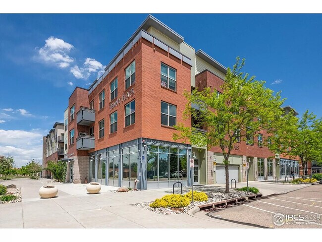 Penny Flats - 204 Maple St