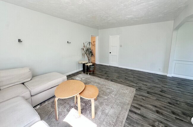 Foto del edificio - 915 Indiana Ave