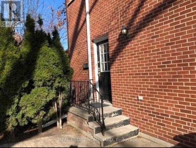 Building Photo - 274 Rumsey Rd