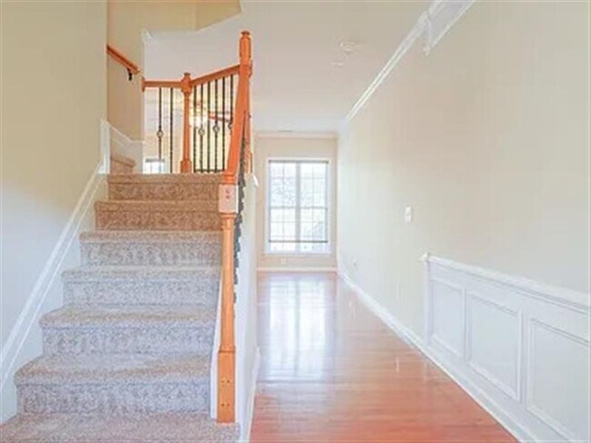 Building Photo - 8218 Saltwood Pl
