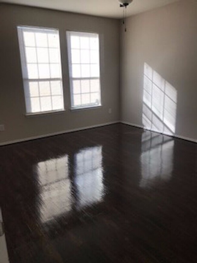 Foto del edificio - Large 3 Bedroom in Royse City!!
