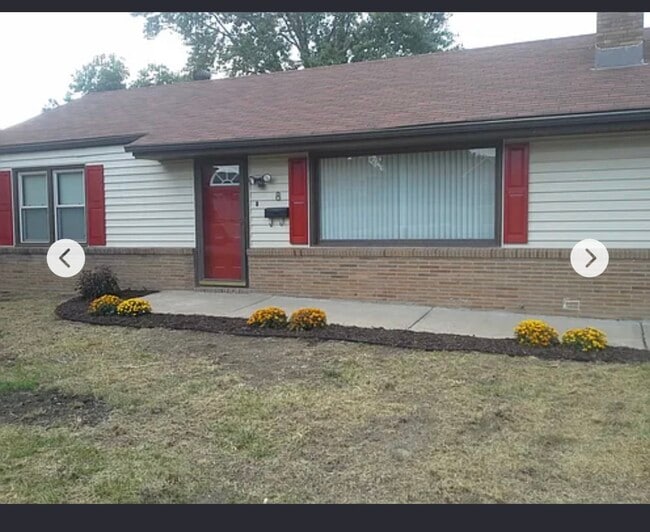 Building Photo - 8 NE 64th Ter