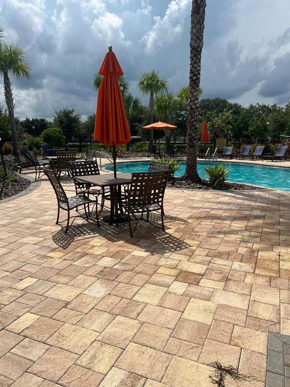 Foto del edificio - 10597 Salt Grove St