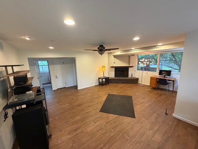 Foto del edificio - 3002 N 27th St