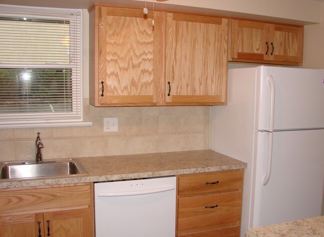 Kitchen - 315 S Valley Forge Rd