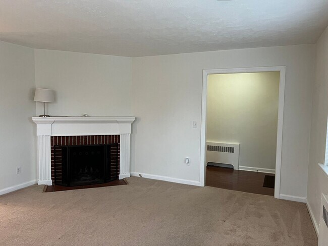 Foto del edificio - 405 Hemlock Dr SE