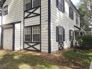 Building Photo - 7912 Midway Dr Terrace