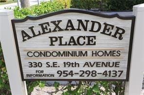 Building Photo - 330 SE 19th Ave