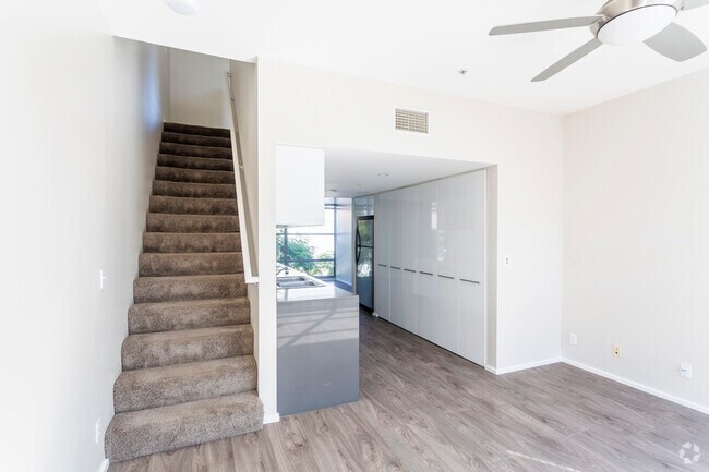 2 BR, 2 BA - Alta - Loft2015 Apartments
