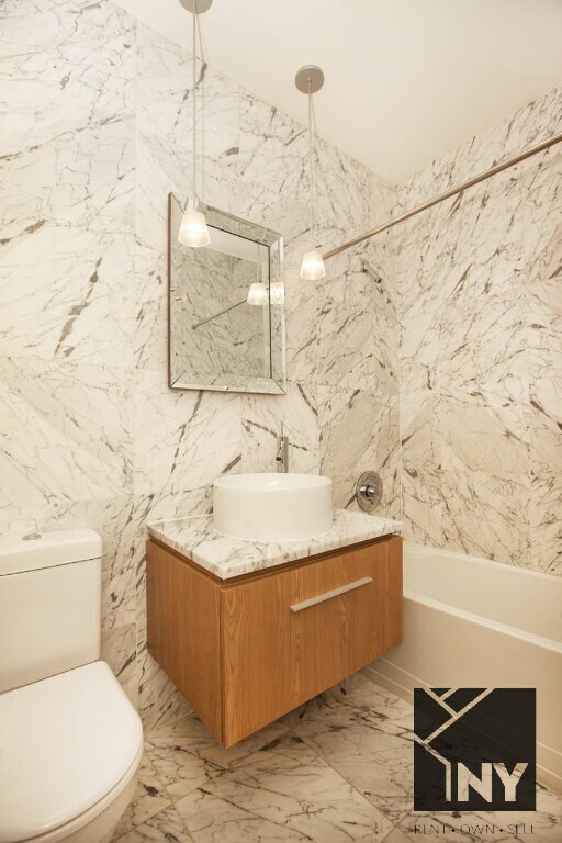 Foto del edificio - 128 Water St