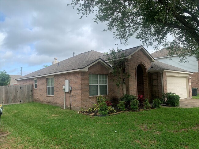 Foto del edificio - 3418 Dorsey Ln