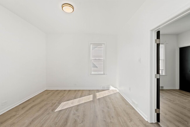 Foto del edificio - Recently Renovated Home in Coraopolis
