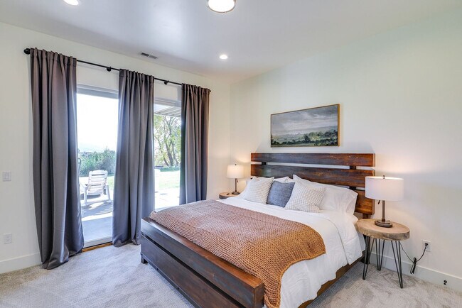 Foto del edificio - 1202 Homestead Dr