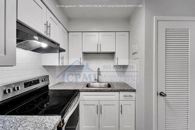 Building Photo - 3251 Coral Hills Dr