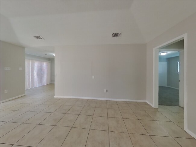 Foto del edificio - 6807 Enns Ln