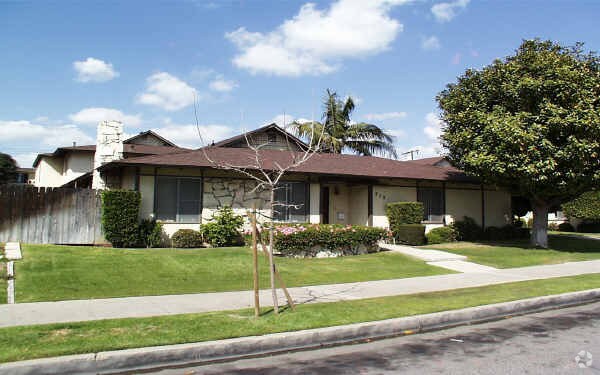 Primary Photo - 3131 Topaz Ln