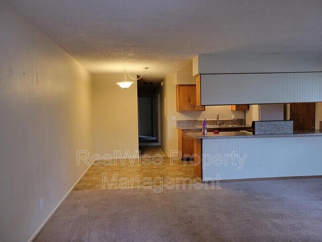 Foto del edificio - 1410 SW G St