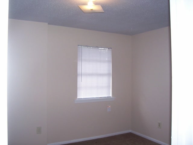  - 632 Vouray Dr