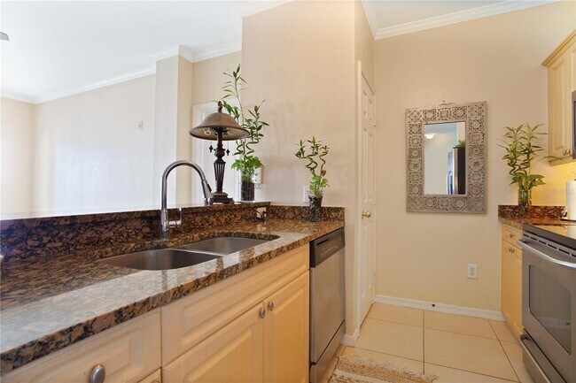 Building Photo - 3719 Conroy Rd