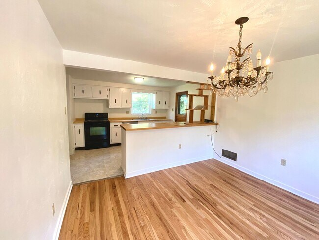 Building Photo - Freshly Updated 3BR Home in Overbrook – Great Location & Amenities!