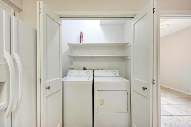 Foto del edificio - 2901 San Jacinto Blvd