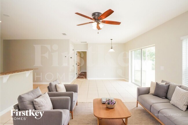 Foto del edificio - 3734 Briarwood Estates Cir