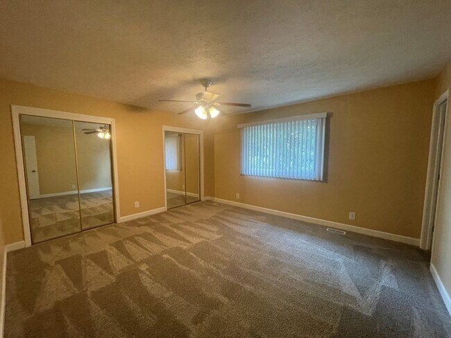 Foto del edificio - Bellevue Home For Rent!
