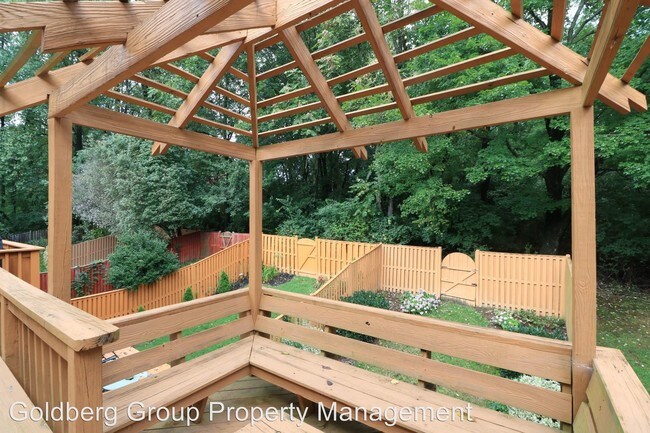 Building Photo - 3 br, 3.5 bath House - 11349 Baroque Rd