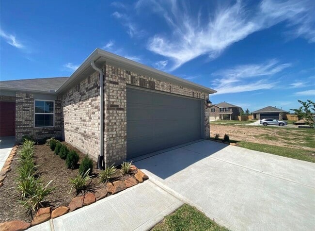 Building Photo - 3119 Spanish Oak Ln