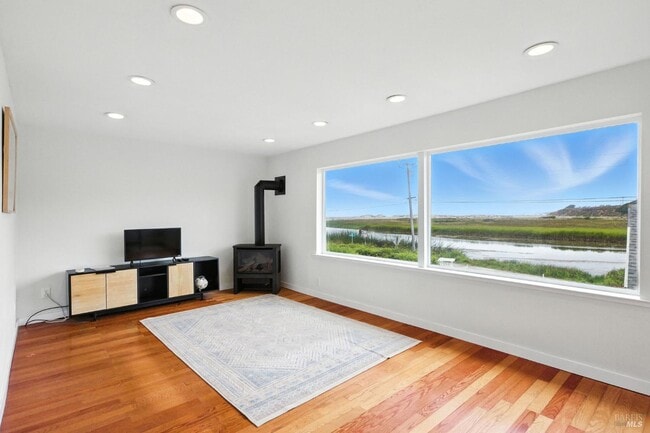 Foto del edificio - 195 Ocean View Ave