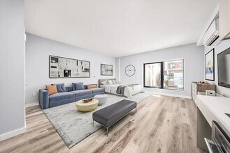 Building Photo - 171 Chrystie St
