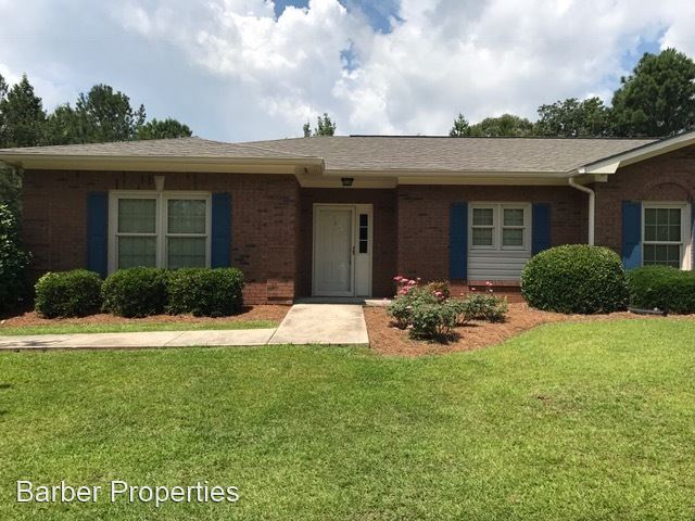 Primary Photo - 250 Picadilly Dr