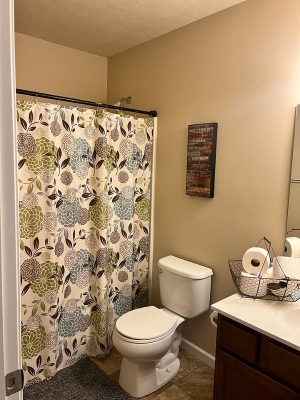 Building Photo - 9814 Sunrise Cir