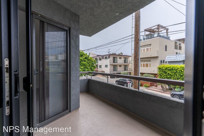 Foto del edificio - 2 br, 2 bath Apartment - 110 Hurricane St ...