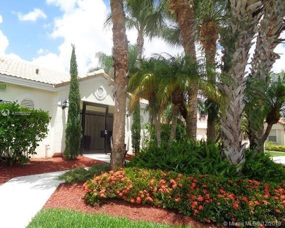 Foto del edificio - 3013 Woodlands Dr