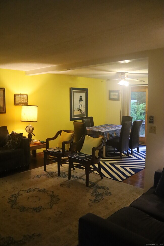 Foto del edificio - 9A Cedarwood Ln