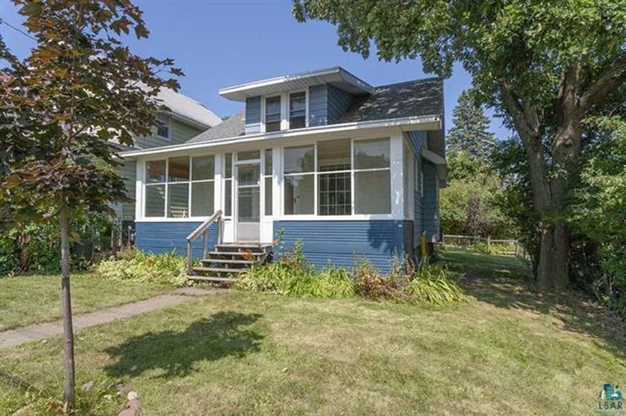 Primary Photo - Duluth MN - 4 Bed - 1 Bath - Single Family...