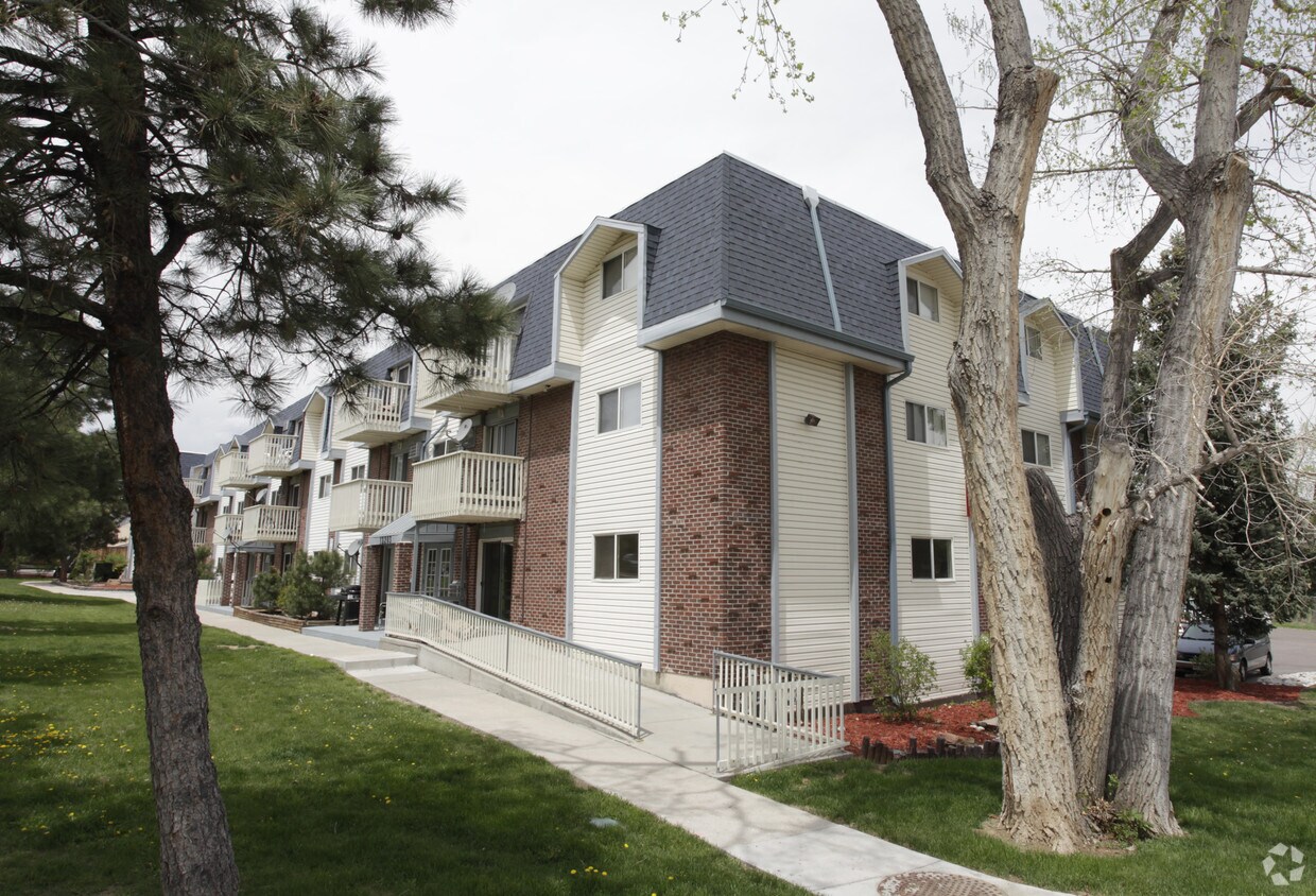 Foto del edificio - Viking Square Apartments