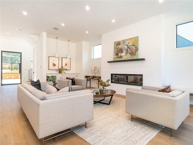 Foto del edificio - 507 Deep Eddy Ave