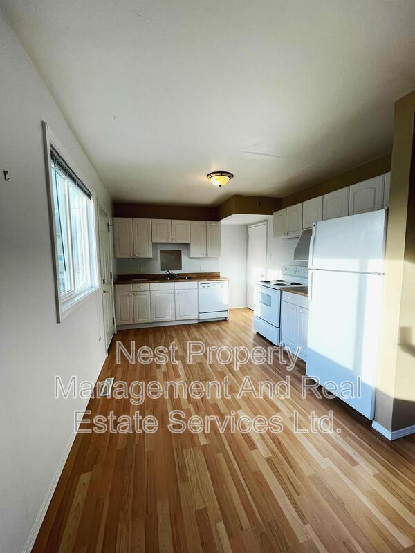 Primary Photo - 66 Wedeene St
