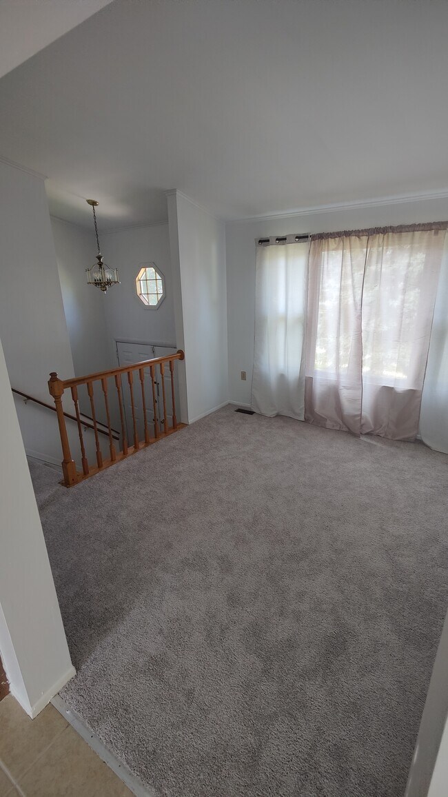Foto del edificio - 7316A Castlemoor Rd