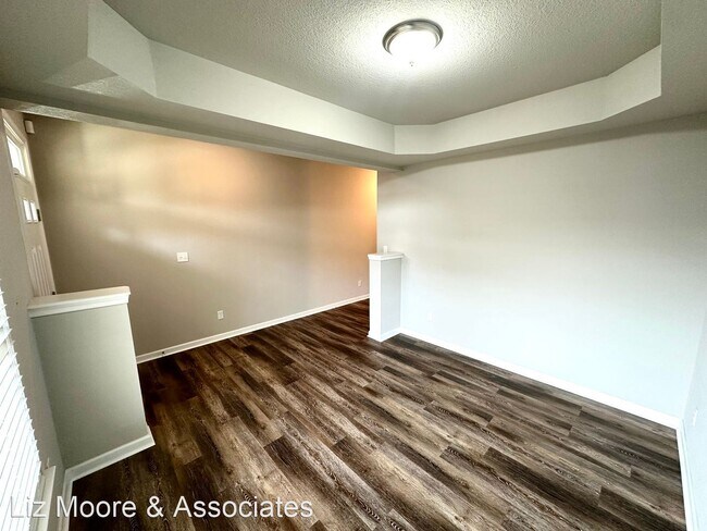 Building Photo - 4 br, 2.5 bath House - 200 Seasons Circle ...
