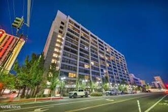 Building Photo - 450 N Arlington Ave