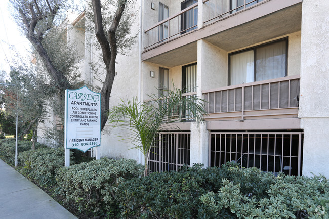 Building Photo - The Carseka