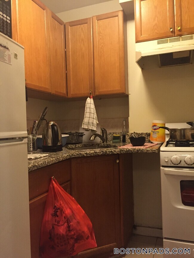 Foto del edificio - 171 Hemenway St