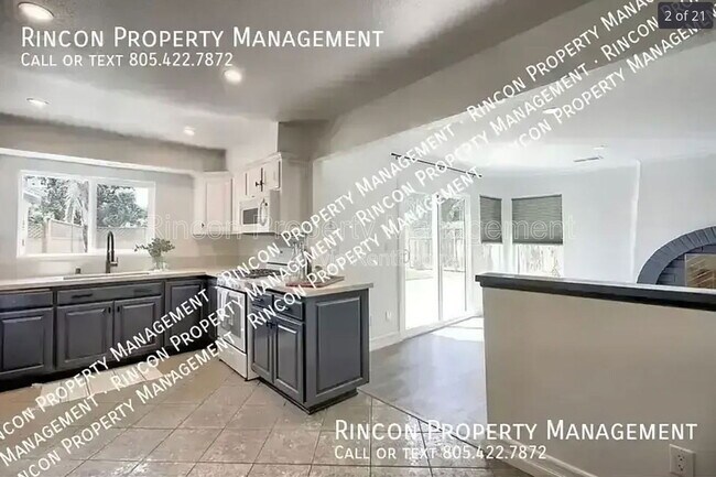 Building Photo - 2585 Warbler Ave