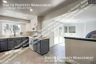 Building Photo - 2585 Warbler Ave